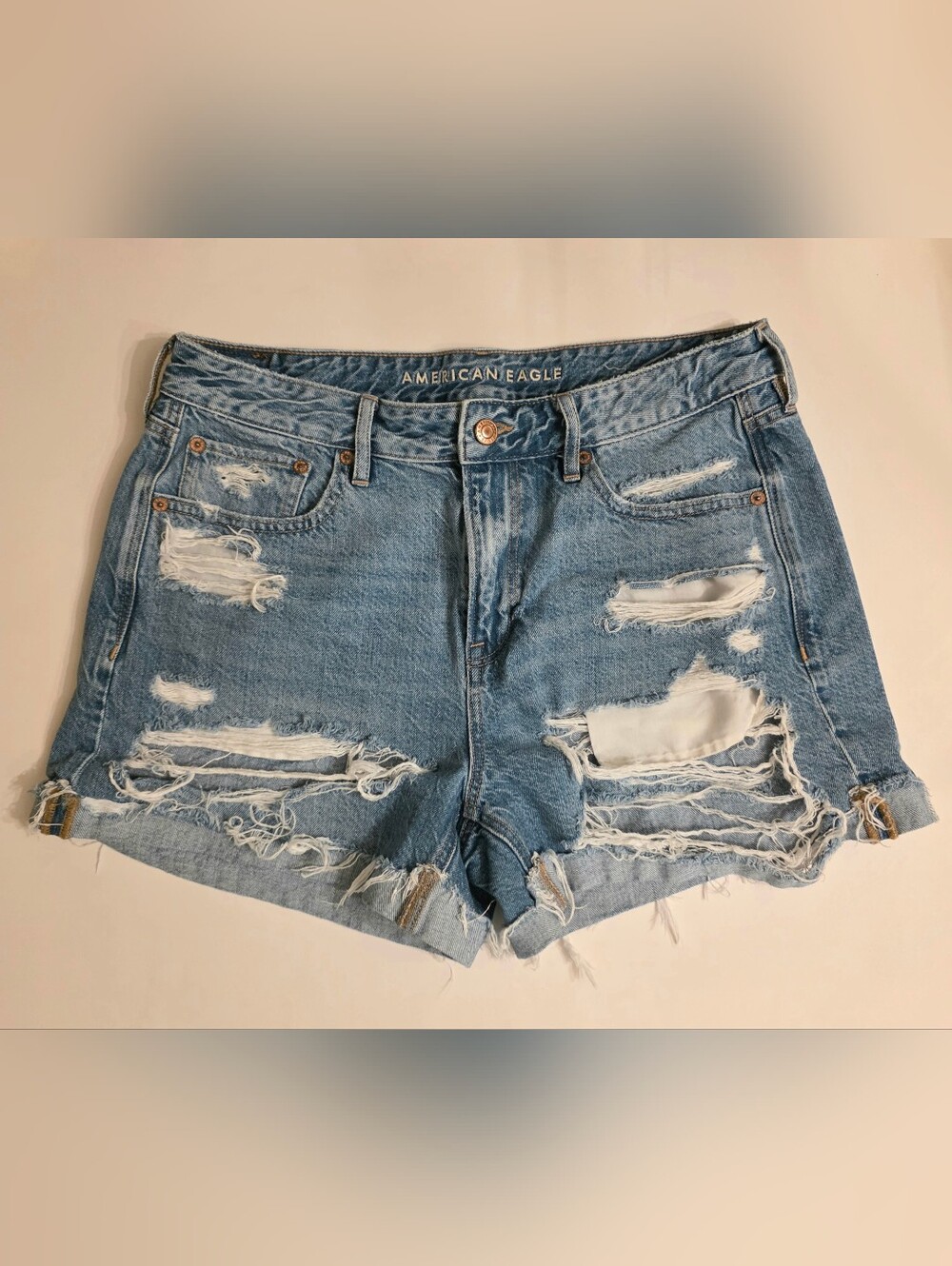 American Eagle Tomgirl Shorts Destroyed Women's 10 Cuffed Denim High-rise EUC